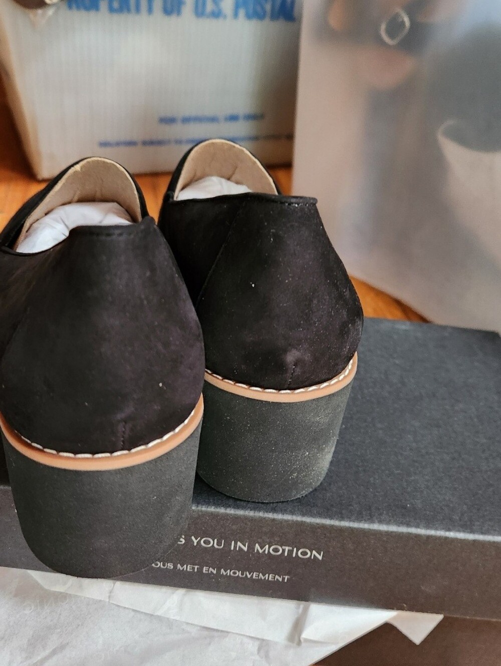 New In Box Vionic Black Suede Wedge Loafer "Ava" Sz 10 M - Picture 4 of 7